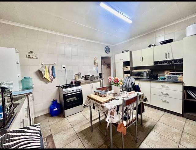 2 BEDROOM HOUSE FOR SALE IN VANDERBIJLPARK CW 2